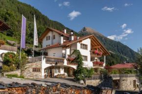 Haus Alpenjuval Fundres
